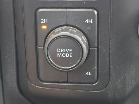 Used 2024 Ford F250 XLT image 31