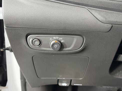 Certified 2024 Buick Encore GX Preferred image 25