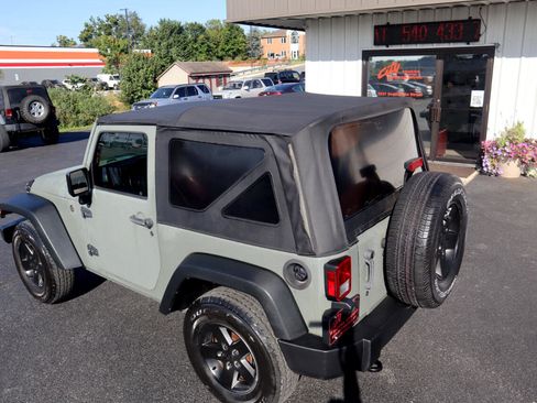 Used 2017 Jeep Wrangler Sport w/ Quick Order Package 23S image 23