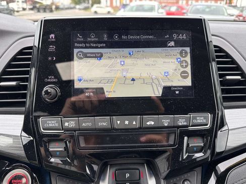Used 2023 Honda Odyssey Elite image 24