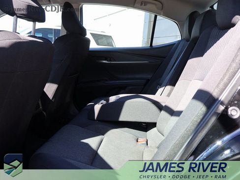 Used 2025 Toyota Camry LE image 17