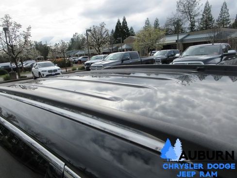 Used 2019 Jeep Compass Limited image 9