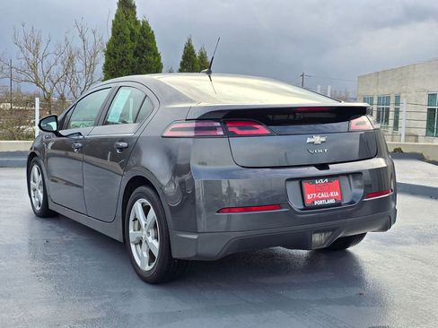 Used 2013 Chevrolet Volt image 3