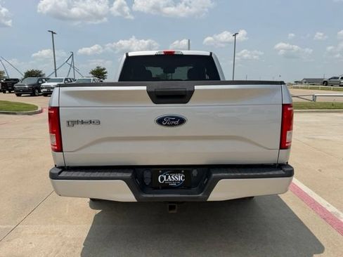 Used 2017 Ford F150 XL w/ Equipment Group 101A Mid RWD image 4