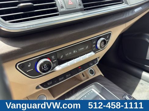Used 2019 Audi Q5 2.0T Premium Plus w/ Premium Plus Package AWD/4WD image 14