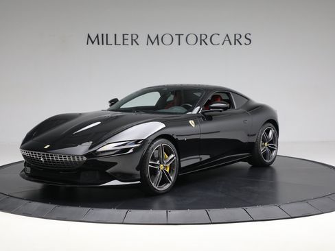 Certified 2022 Ferrari Roma RWD image 1