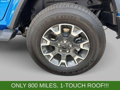 Used 2026 Jeep Wrangler Unlimited Sahara AWD/4WD image 6