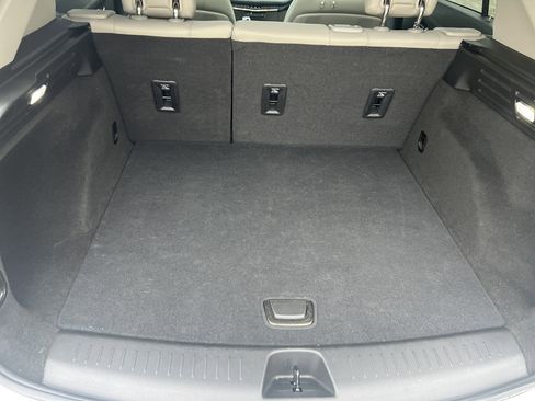 Used 2022 Cadillac XT4 Luxury w/ Cold Weather Package image 30