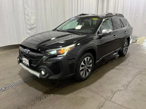 Used 2023 Subaru Outback Touring XT AWD/4WD image 7