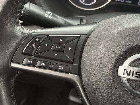 Used 2022 Nissan Sentra SV image 14