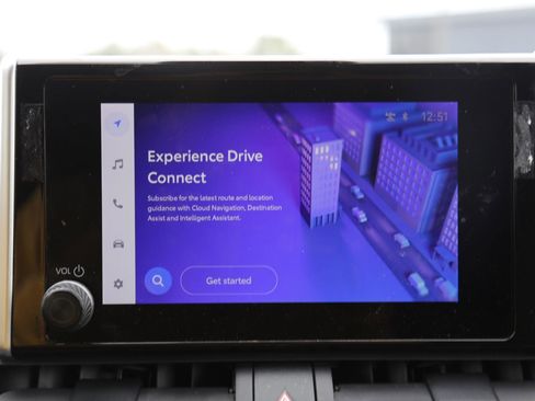 Used 2024 Toyota RAV4 XLE image 4