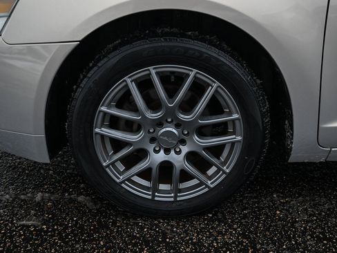 Used 2009 Lincoln MKZ image 12