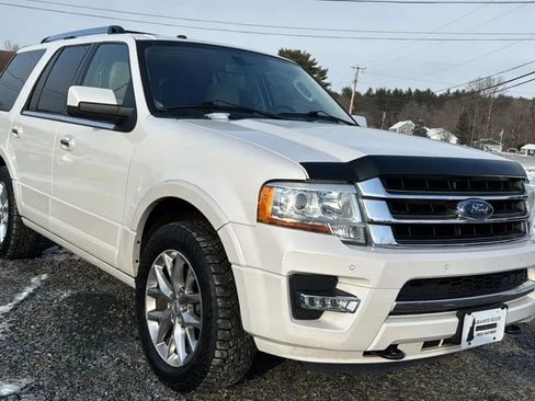Used 2015 Ford Expedition Limited w/ Equipment Group 301A AWD/4WD image 1