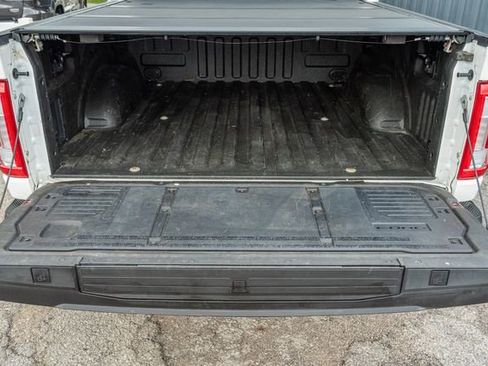 Used 2022 Ford F150 Lariat image 14