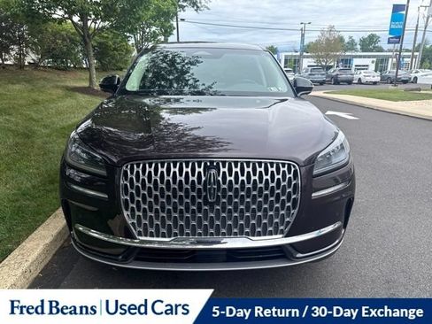 Used 2023 Lincoln Corsair AWD w/ Equipment Group 101A image 2