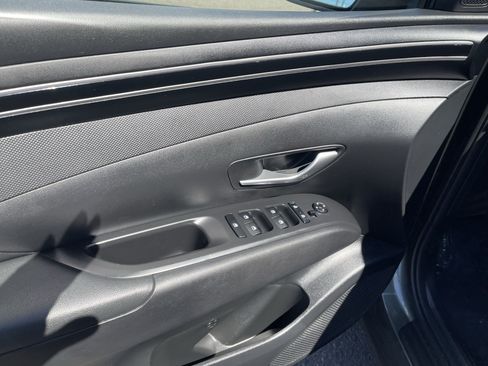 Certified 2022 Hyundai Tucson SEL w/ Cargo Package FWD image 17