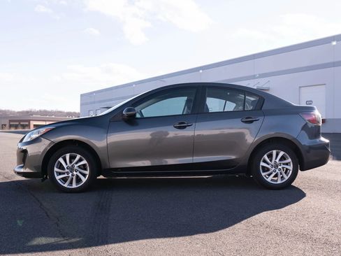 Used 2013 MAZDA MAZDA3 i Touring image 3