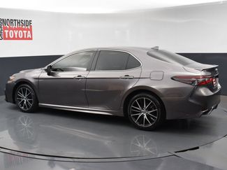Used 2024 Toyota Camry SE video 2