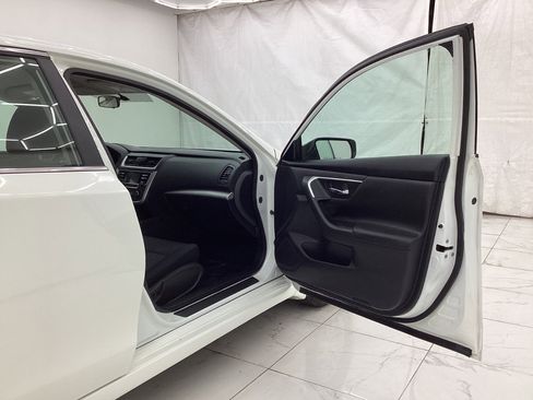 Used 2018 Nissan Altima 2.5 S w/ S Convenience Package FWD image 17