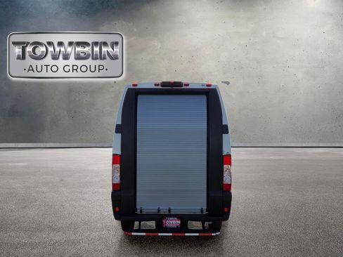 Used 2024 RAM ProMaster 3500 w/ Delivery Van Package FWD image 9