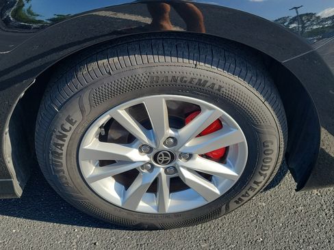 Used 2025 Toyota Camry LE FWD image 8