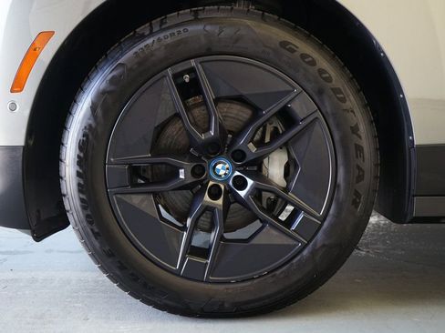 Used 2024 BMW iX xDrive50 w/ Premium Package image 36