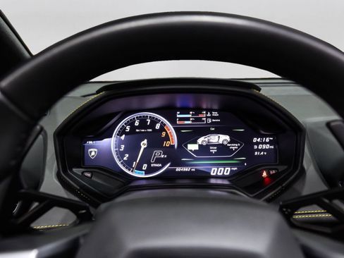 Used 2018 Lamborghini Huracan LP 580-2 RWD image 21