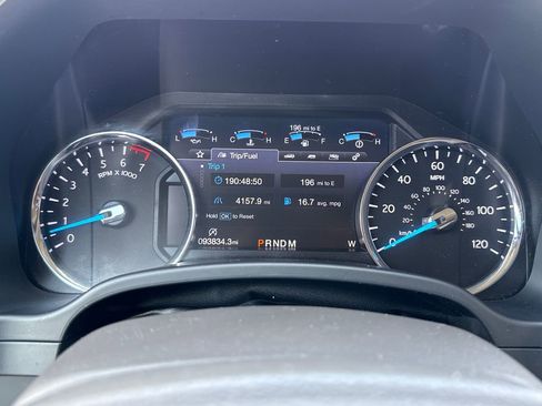 Used 2019 Ford Expedition Max XLT w/ Equipment Group 202A AWD/4WD image 20