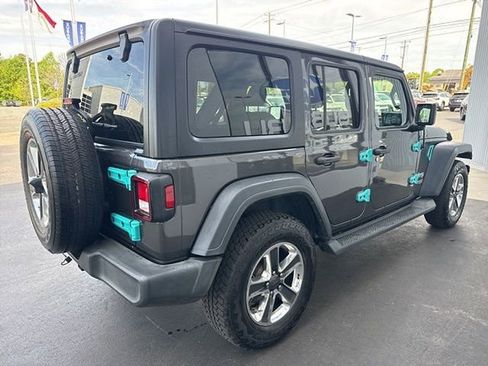 Used 2018 Jeep Wrangler Unlimited Sport S AWD/4WD image 5