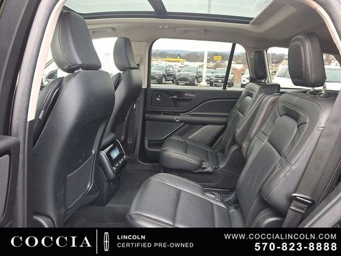 Certified 2023 Lincoln Aviator Reserve w/ Equipment Group 201A AWD/4WD image 11