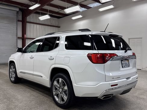 Used 2019 GMC Acadia Denali w/ Technology Package image 18