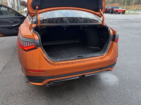 Used 2024 Nissan Sentra SR w/ Trunk Package image 38