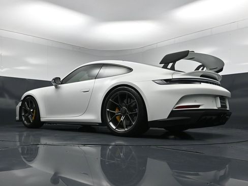 Certified 2024 Porsche 911 GT3 RWD image 22