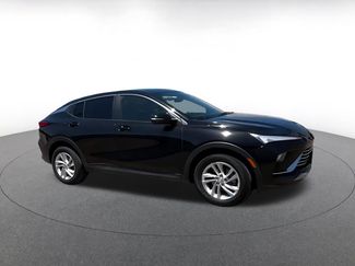 Used 2025 Buick Envista Preferred video 2
