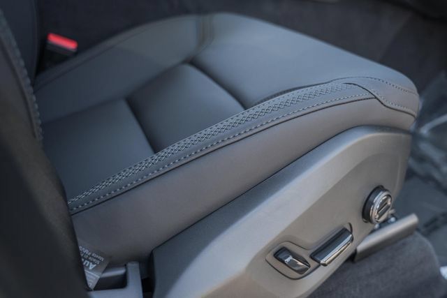 New 2027 Volvo XC90 B6 Plus AWD/4WD image 35