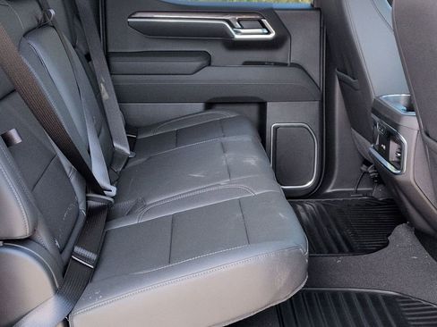 New 2026 Chevrolet Silverado 1500 LTZ w/ LTZ Premium Package AWD/4WD image 24