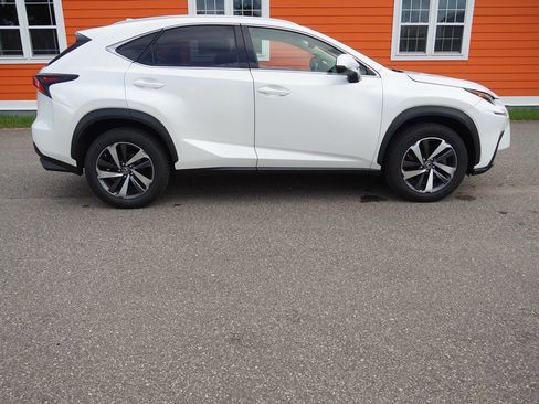 Used 2018 Lexus NX 300 AWD w/ Premium Package image 5
