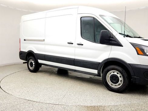 Used 2024 Ford Transit 250 148 Medium Roof RWD image 3