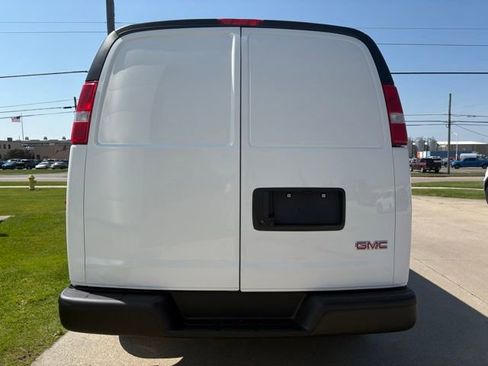 Used 2023 GMC Savana 2500 Extended w/ Driver Convenience Package RWD image 12