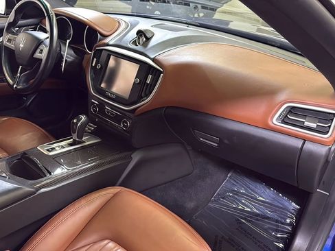 Used 2015 Maserati Ghibli S Q4 AWD/4WD image 20