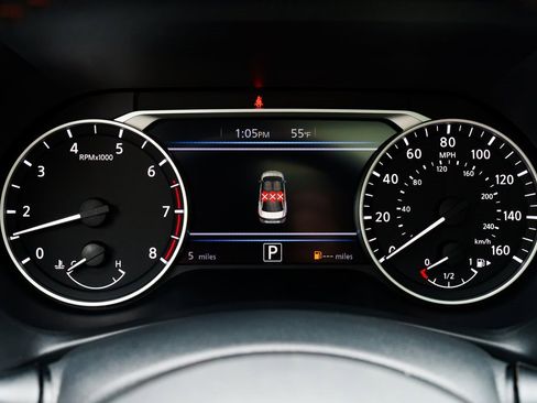 New 2025 Nissan Sentra SR w/ SR Premium Package image 17