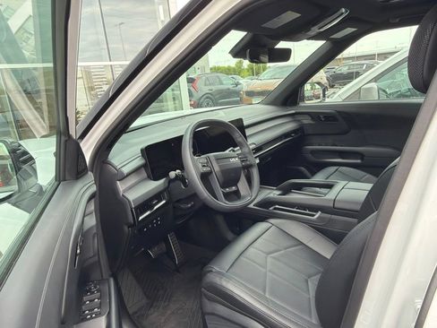 Used 2027 Kia Telluride SX X-Line AWD/4WD image 3