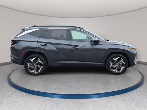 Used 2024 Hyundai Tucson Limited image 4