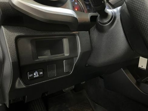 Used 2016 Toyota Tacoma SR5 w/ SR5 Appearance Package (SN) AWD/4WD image 13