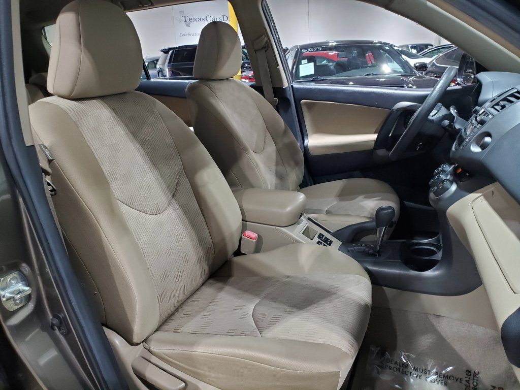 Used 2010 Toyota RAV4 4WD image 14