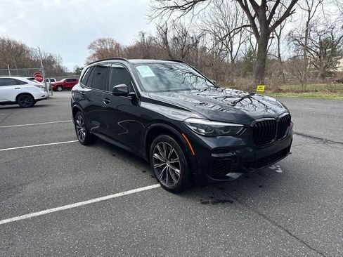 Used 2023 BMW X5 M50i w/ Climate Comfort Package image 7