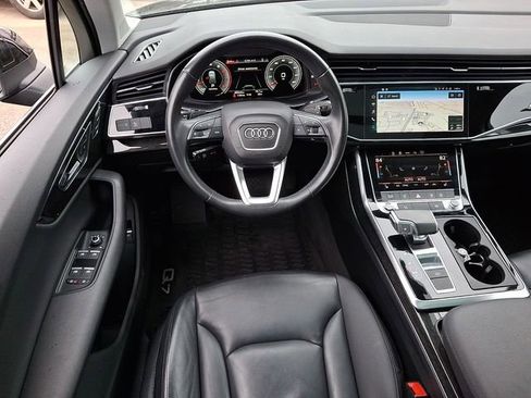 Used 2022 Audi Q7 3.0T Premium Plus w/ Premium Plus Package AWD/4WD image 14