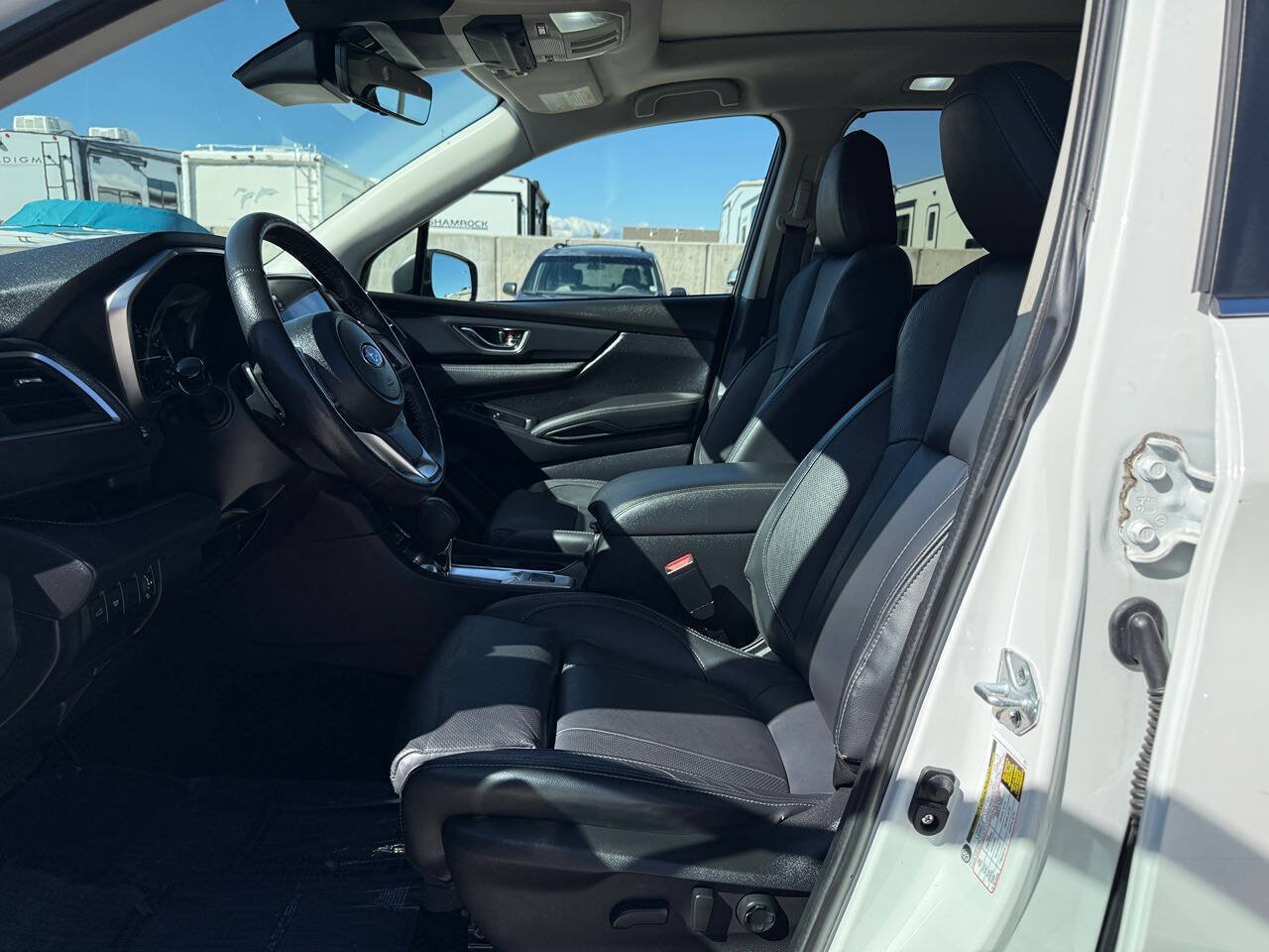 Used 2023 Subaru Ascent Limited w/ Technology Package AWD/4WD image 16