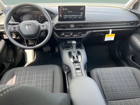 Used 2026 Honda HR-V LX image 10