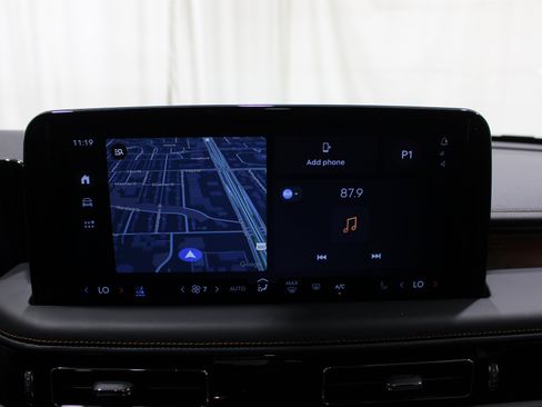 Used 2025 Lincoln Aviator Black Label AWD/4WD image 16